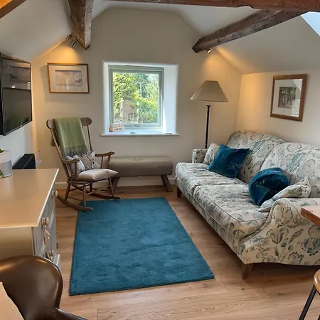 Rawcliffe Barn, King, 2 Guests Newton-on-Rawcliffe